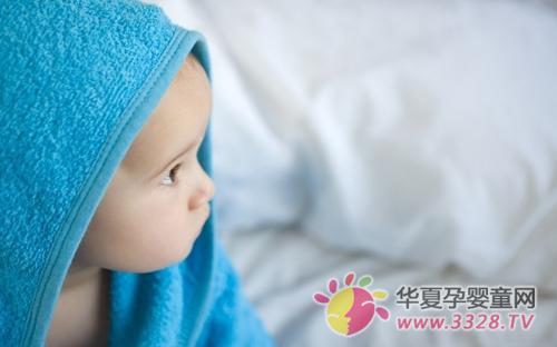 婴儿翻身时注意事项 婴儿翻身时注意事项