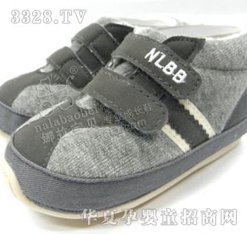 NB2013ӤͯѧЬ