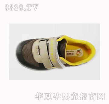 扬帆棕色运动鞋