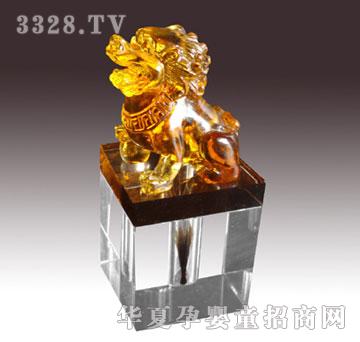 冠雅琉璃雄狮章