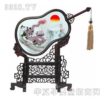 天禧龙鸣朝阳胎毛绣