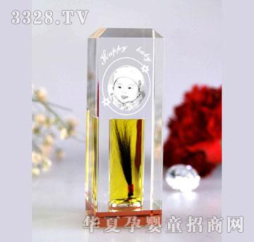 天禧胎毛章-水晶内雕照片