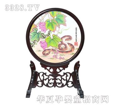 金鼎蛇临瑶壹胎毛绣