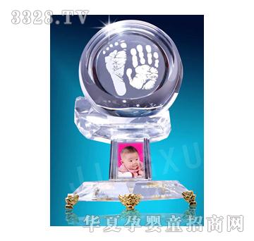 金鼎掌上明珠经典水晶手足印