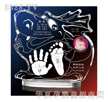 金鼎龙马精神水晶手足印