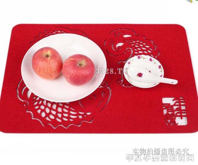 享乐家毛毡年年有余剪纸大餐垫1033