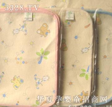 网宝婴儿用品婴儿用品三层隔尿布