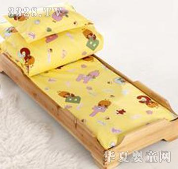 宝利来黄色印花婴儿床上用品