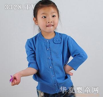 贝兜儿女童蓝色毛衣