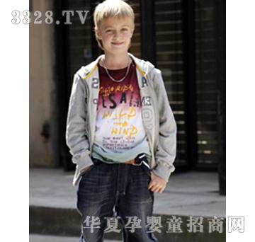 今童王浅灰色外套