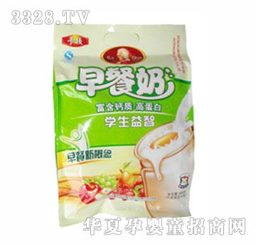 卡顿学生益智早餐奶