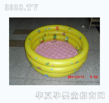 贝勒游泳池