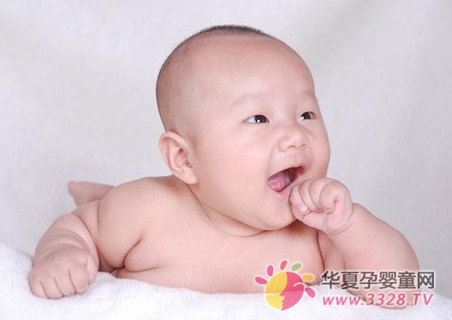 ����С��Ϸ�ñ����ڿ����гɳ�