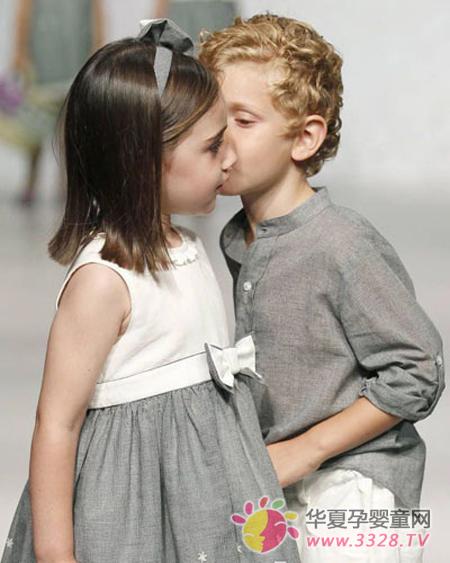 ELISA MENUTSרҵ������Ʒͯװ