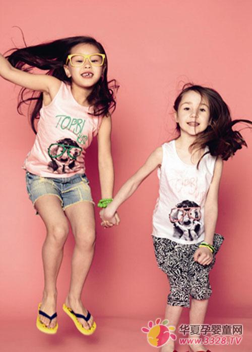 �Ե�ͯװ�ı���������켣