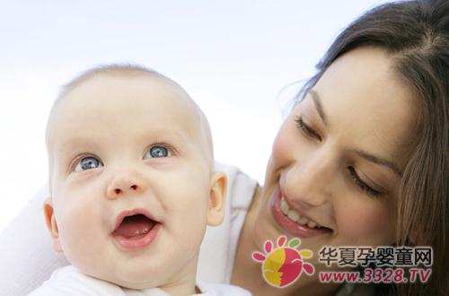 4����Ӥ�������ڽ�����ѵ��