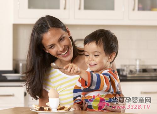 Ӥ�׶��Լ������ĸ�ע����