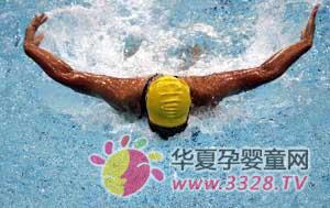 ��Ӿ��������������Ů�Ը��׻�ø߳�