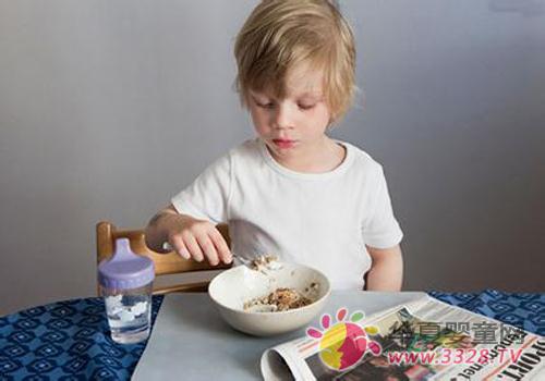 ���챦����β�п