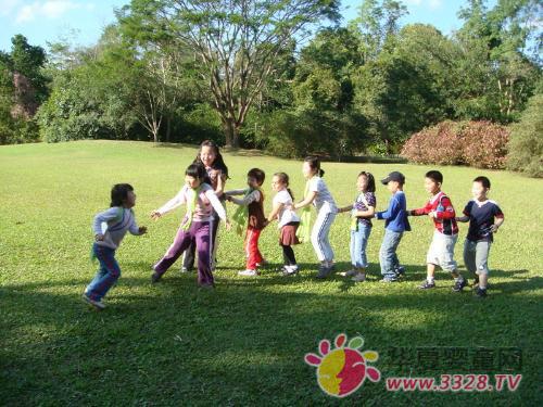 ��ͯ��Ϸ�Ժ��ӵĻ�������